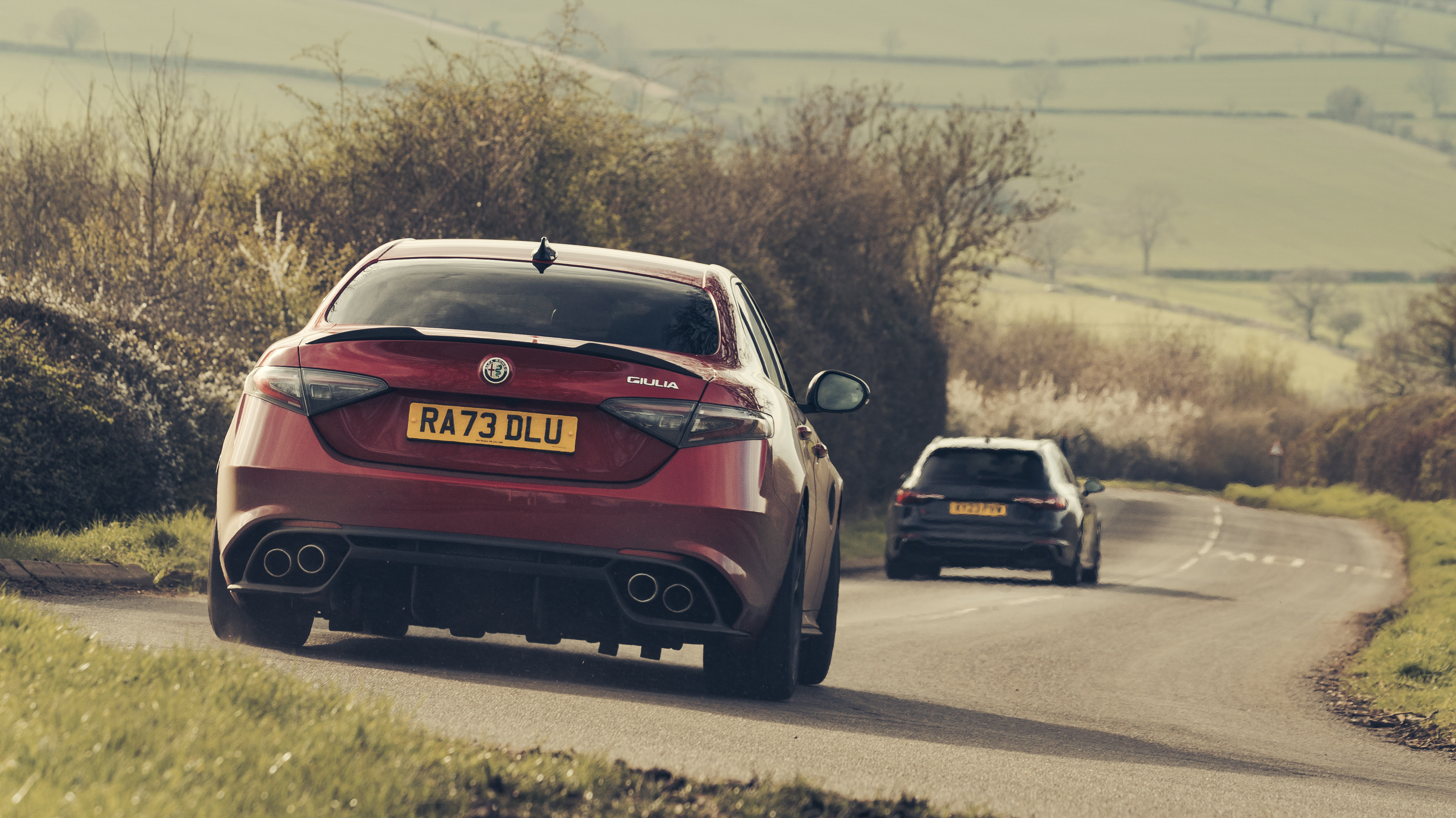 Alfa Romeo Giulia Quadrifoglio v Audi RS4 Competition