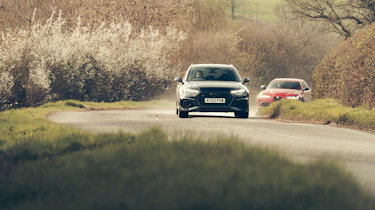 Alfa Romeo Giulia Quadrifoglio v Audi RS4 Competition