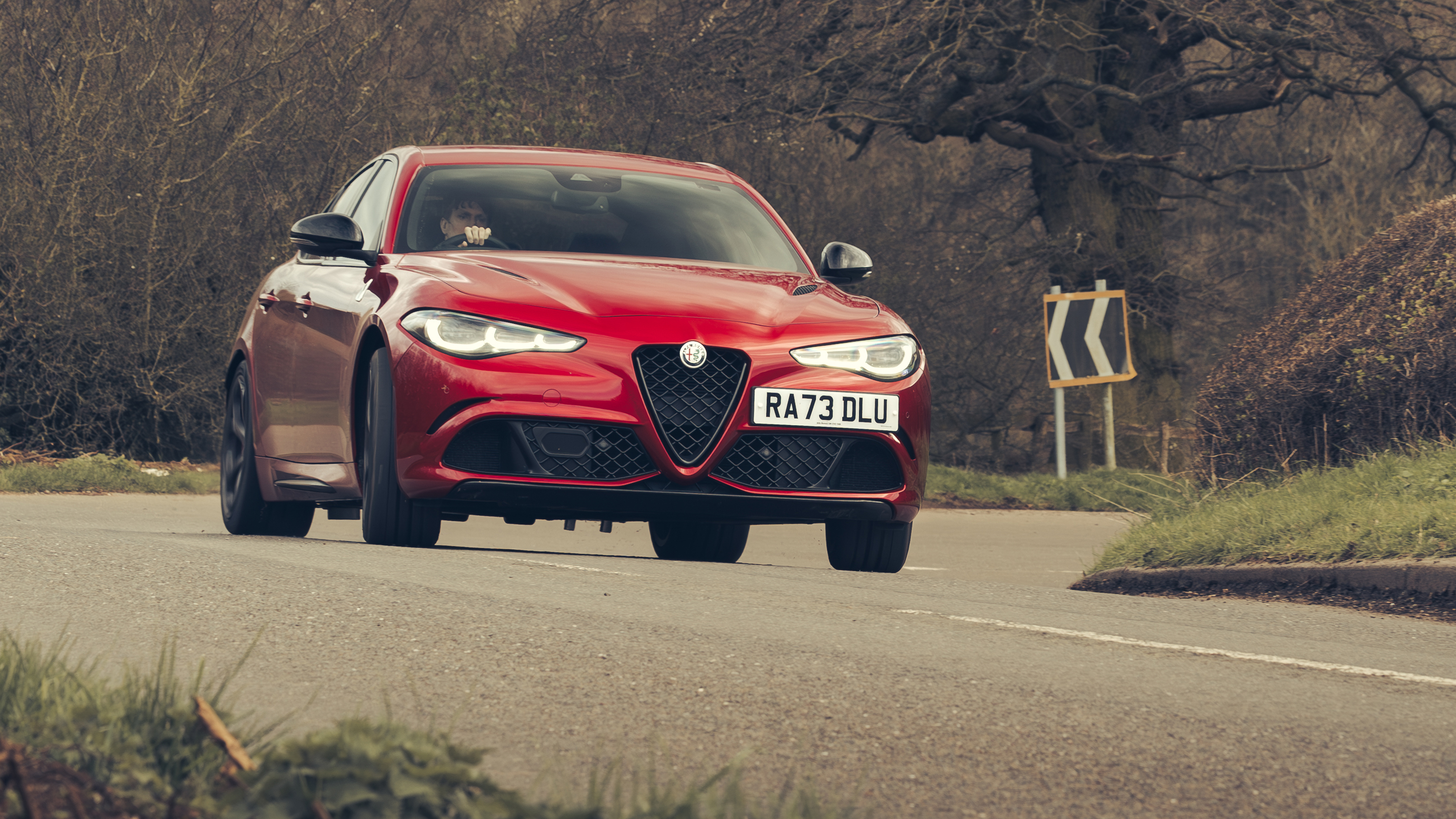 Alfa Romeo Giulia Quadrifoglio v Audi RS4 Competition