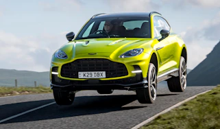 Aston Martin DBX707