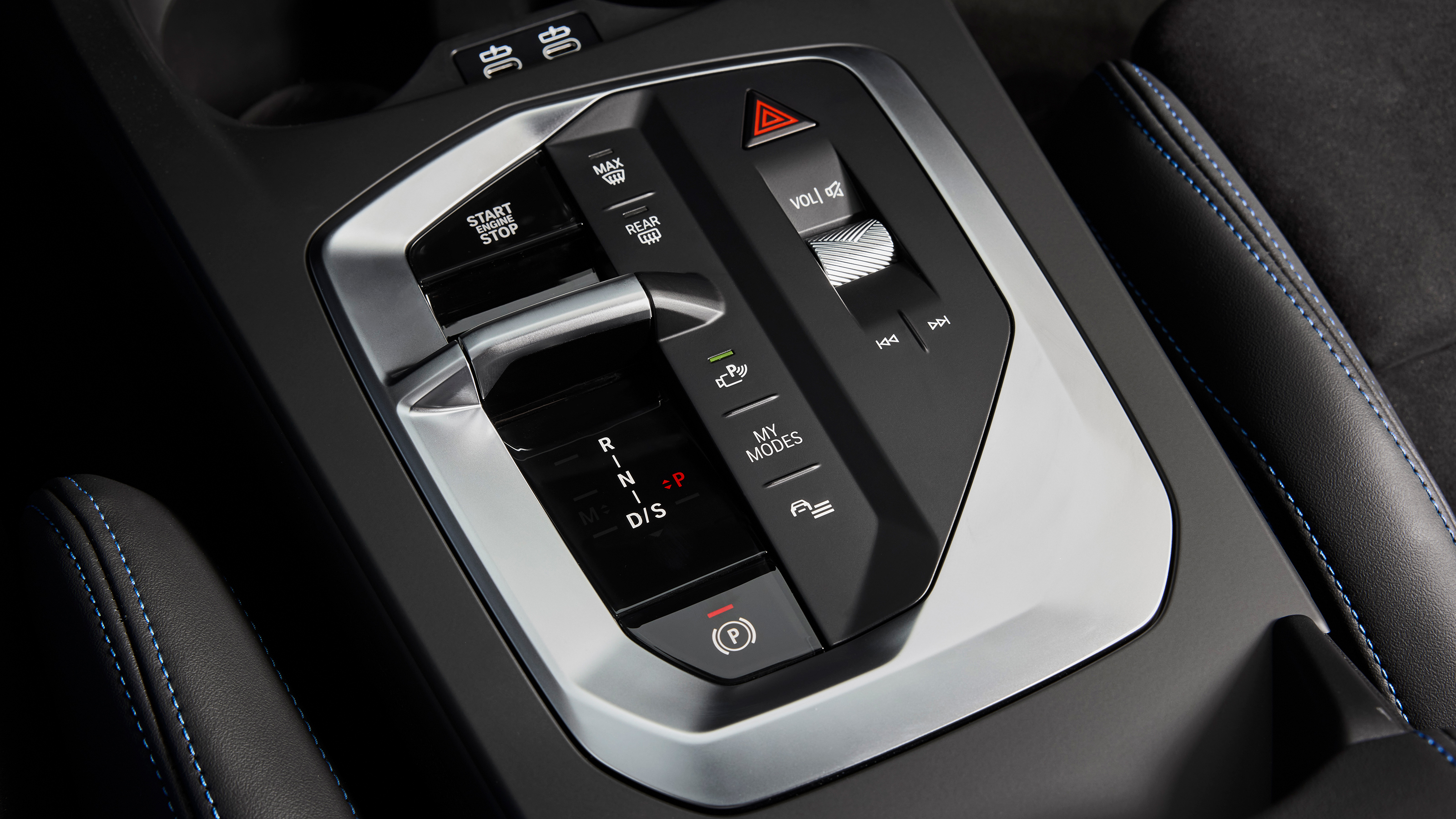 BMW M135 xDrive – centre console