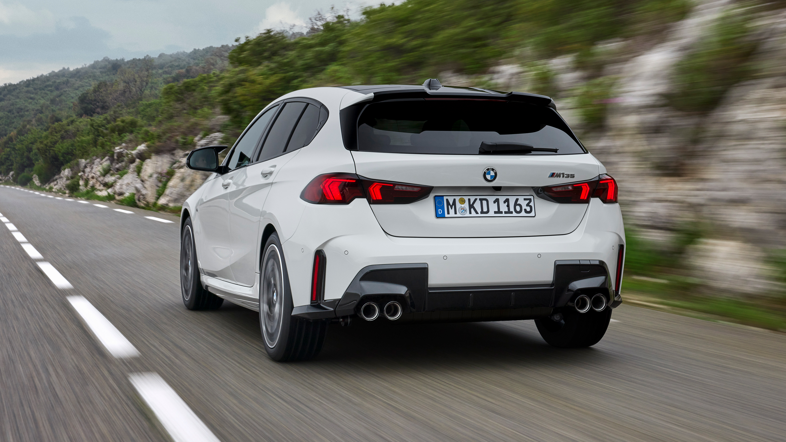 BMW M135 xDrive – rear