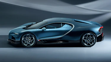 Bugatti Tourbillon – side