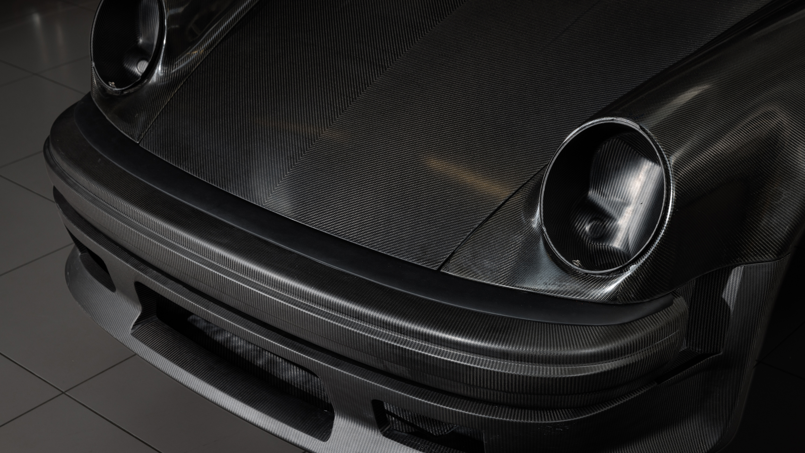 Lanzante Porsche 911 TAG Championship front bumper