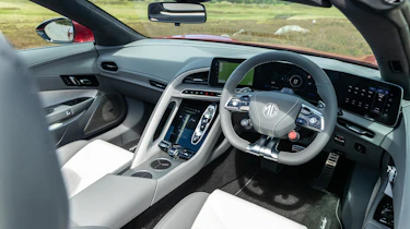 MG Cyberster – interior