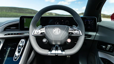 MG Cyberster – steering wheel
