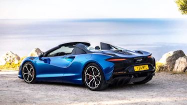 McLaren Artura Spider