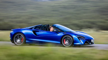 McLaren Artura Spider
