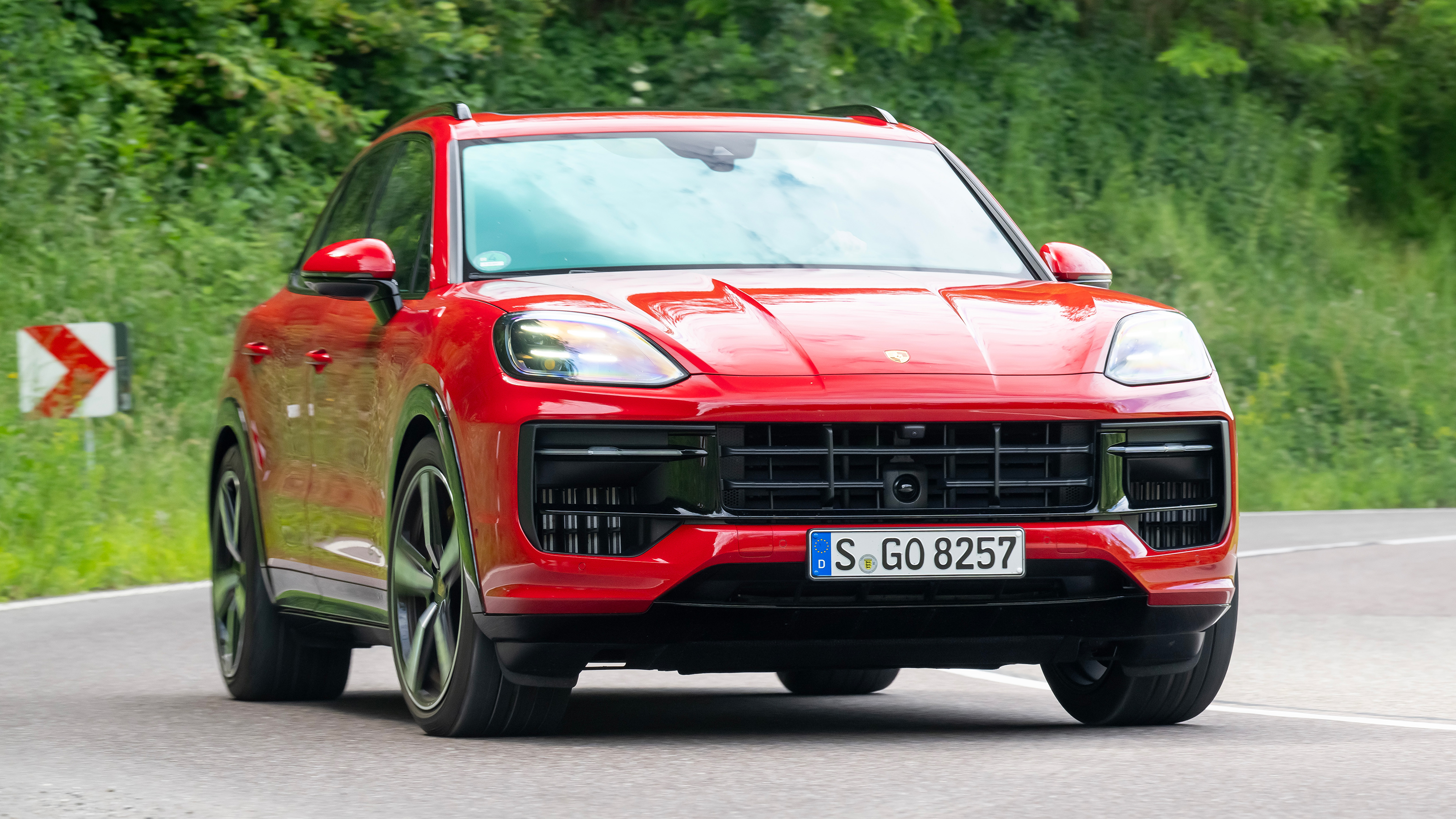 Porsche Cayenne GTS – front