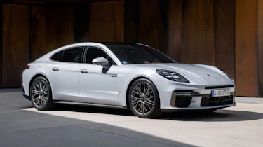 Porsche Panamera – front