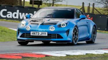Analogue Elise and Alpine A110 R