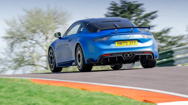 Analogue Elise and Alpine A110 R
