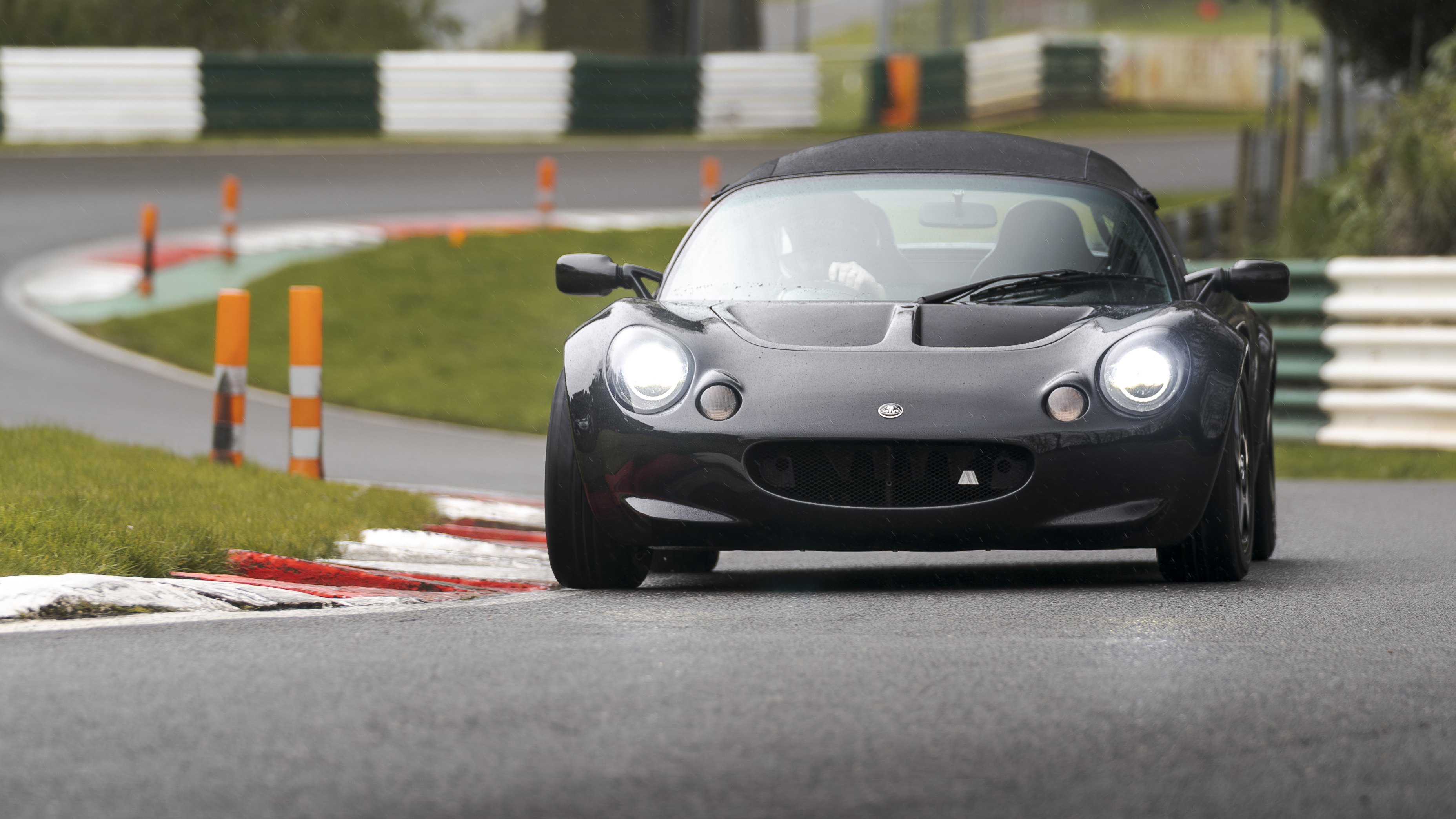 Analogue Elise and Alpine A110 R