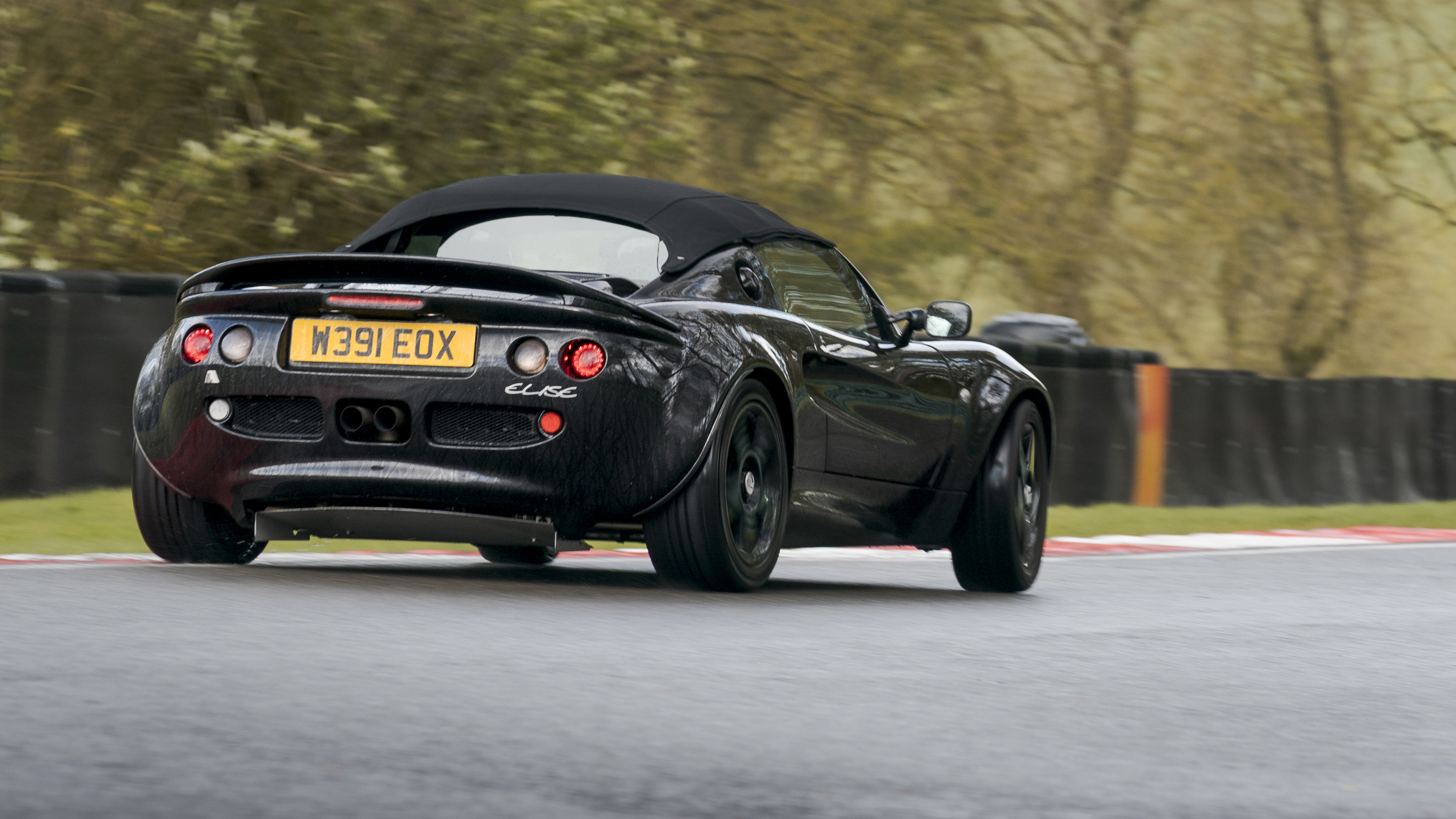 Analogue Elise and Alpine A110 R