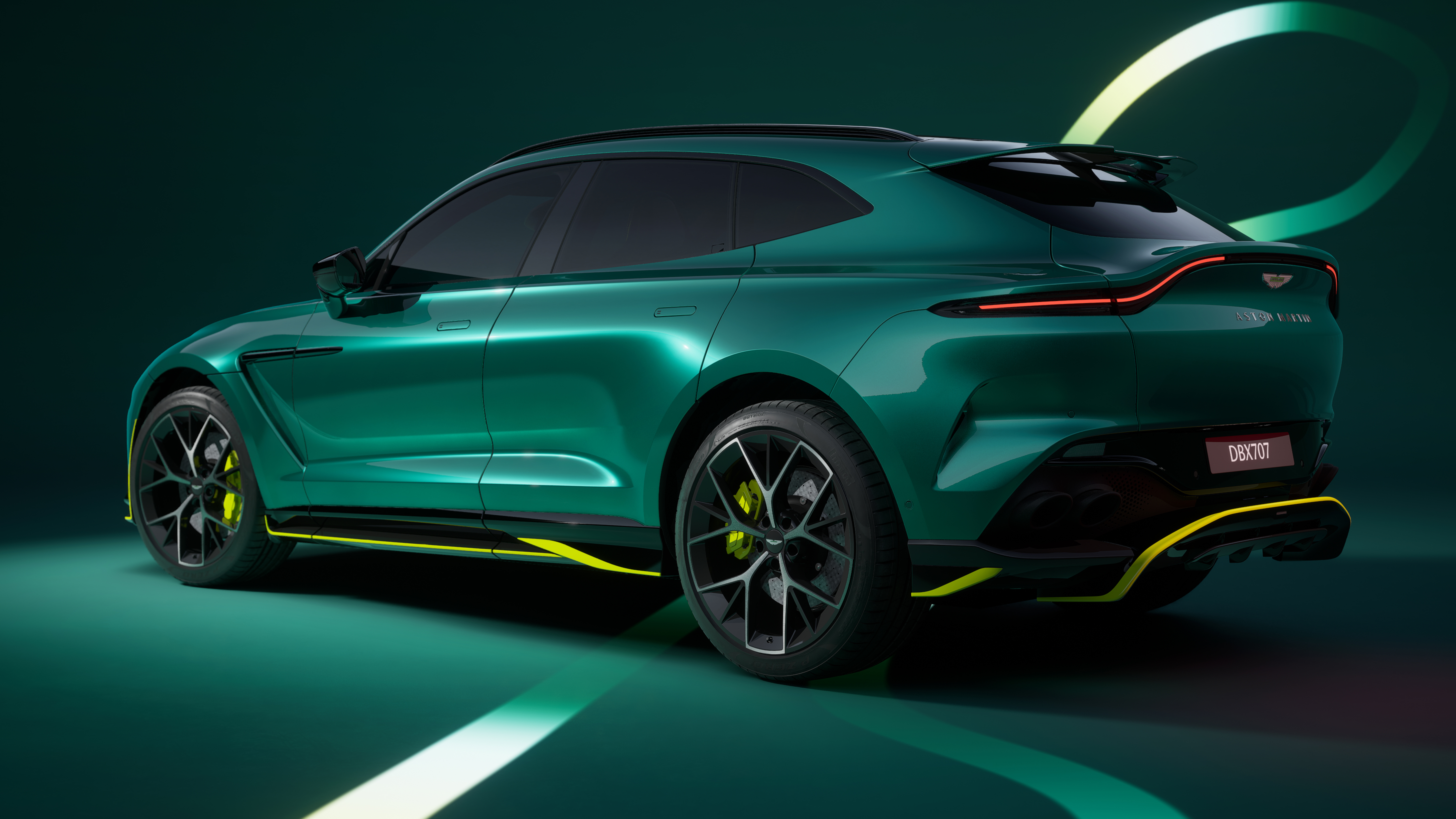Aston Martin DBX707 AMR24