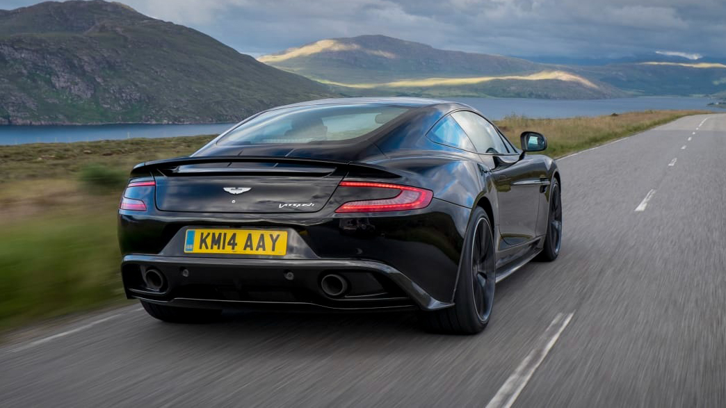 Aston Martin Vanquish 