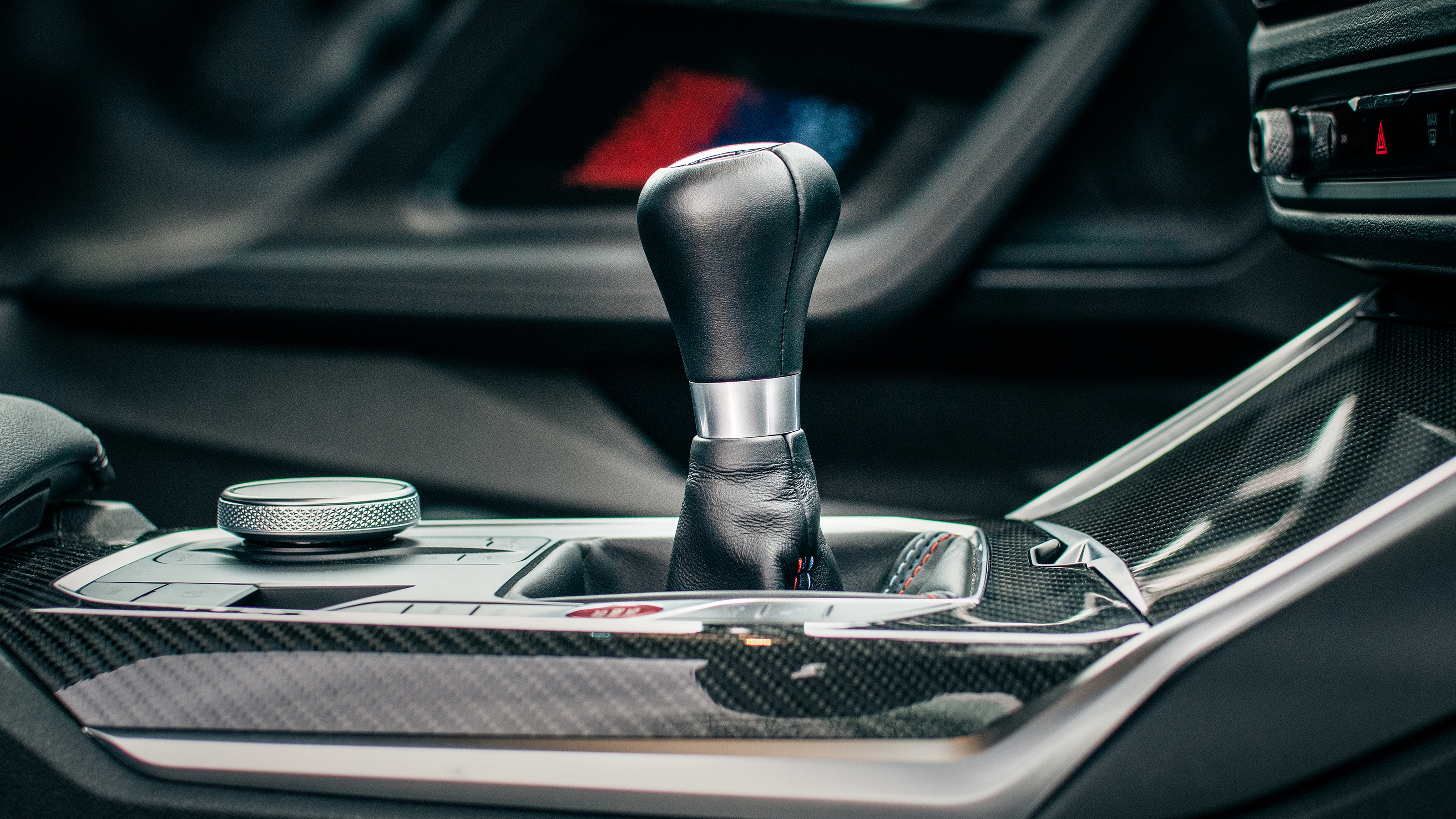 BMW M2 – gear lever