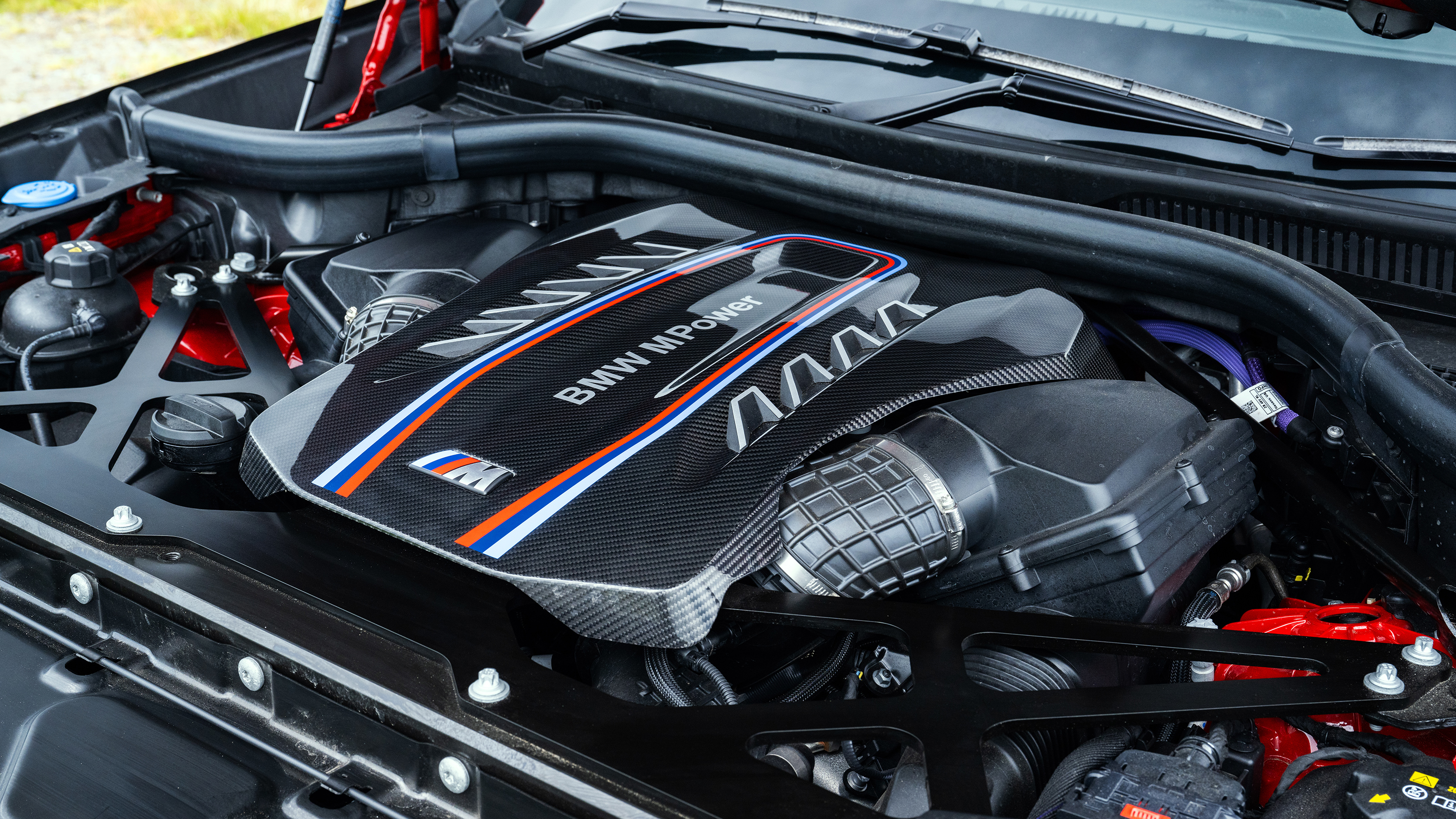 BMW X6 M – engine 