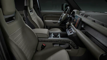 Land Rover Defender Octa