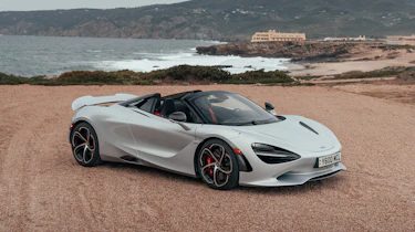 McLaren 750S Spider – front
