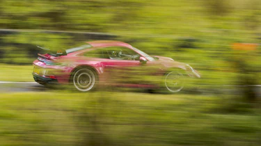 Porsche 911 GT3 Manthey Racing v Spartan