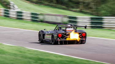 Porsche 911 GT3 Manthey Racing v Spartan