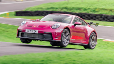 Porsche 911 GT3 Manthey Racing v Spartan