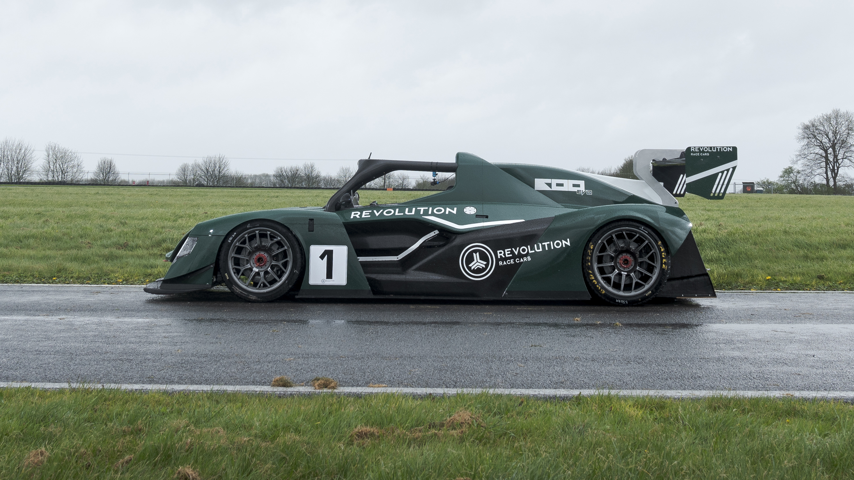Radical SR3 XXR and Revolution 500 Evo
