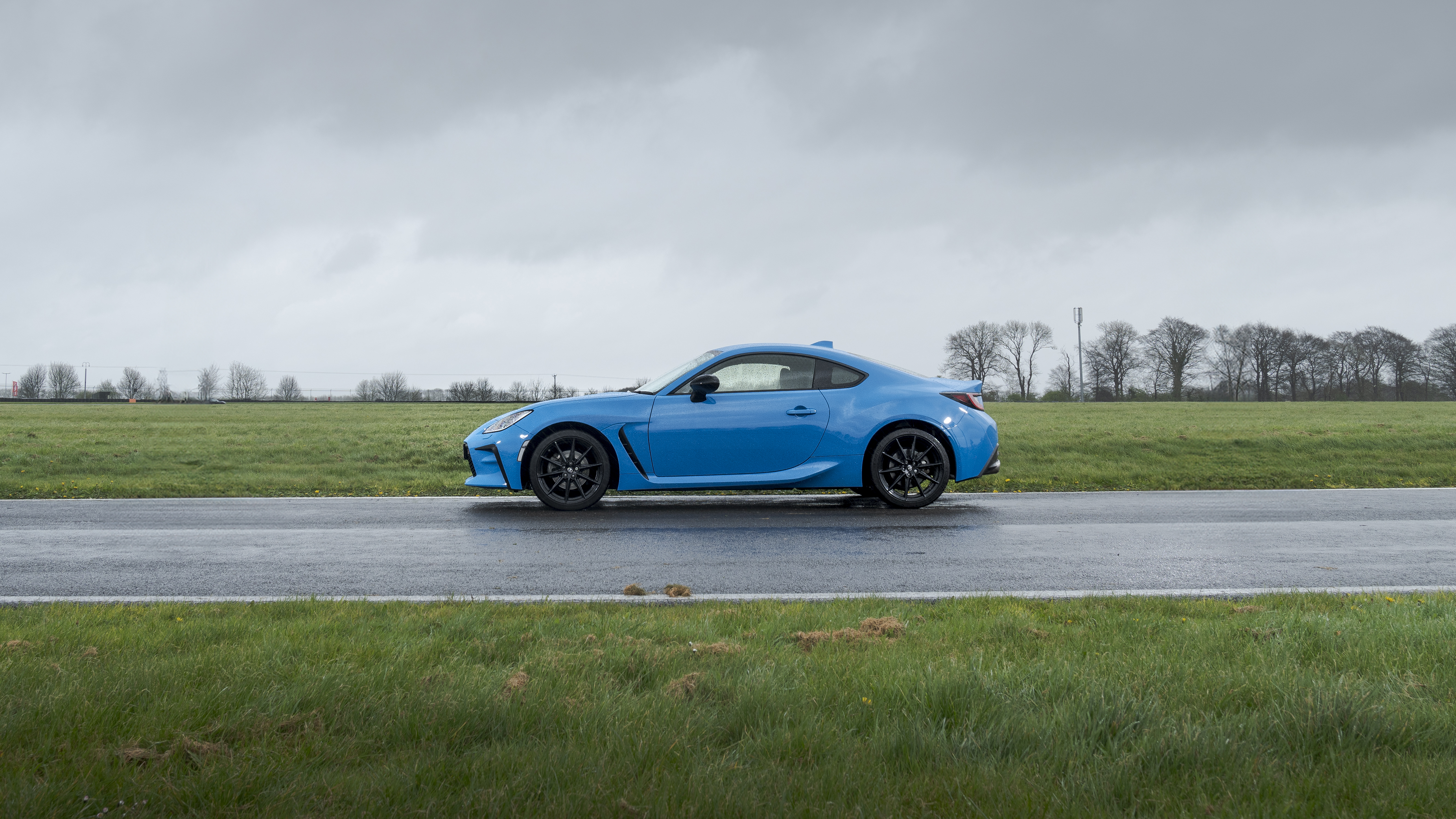 Toyota GR86 v BBR Mazda MX-5