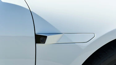 Polestar 4 details