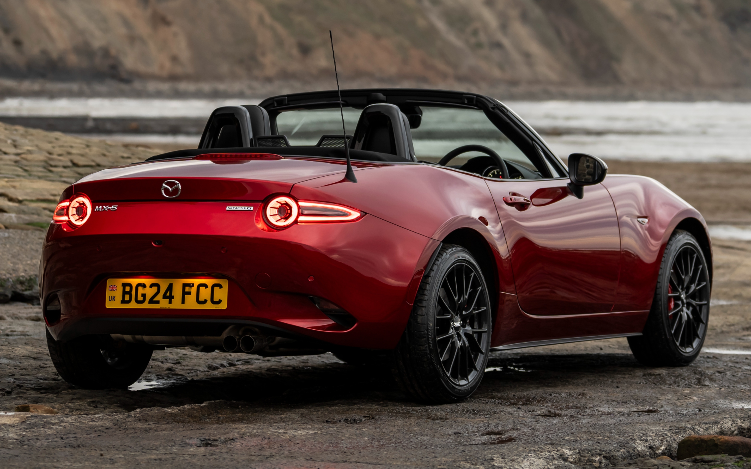 2025 Mazda MX-5 static rear