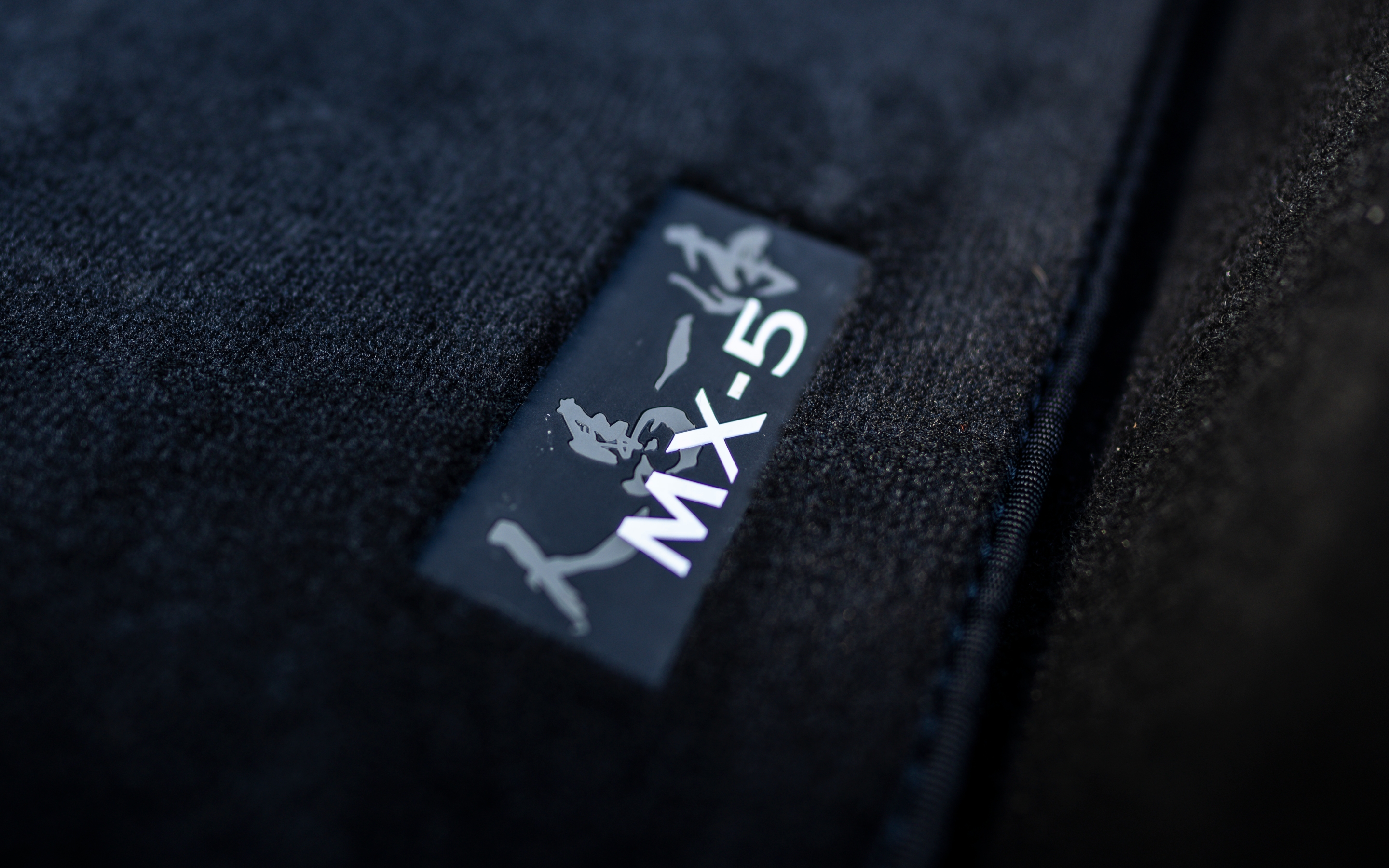2025 Mazda MX-5 mats 