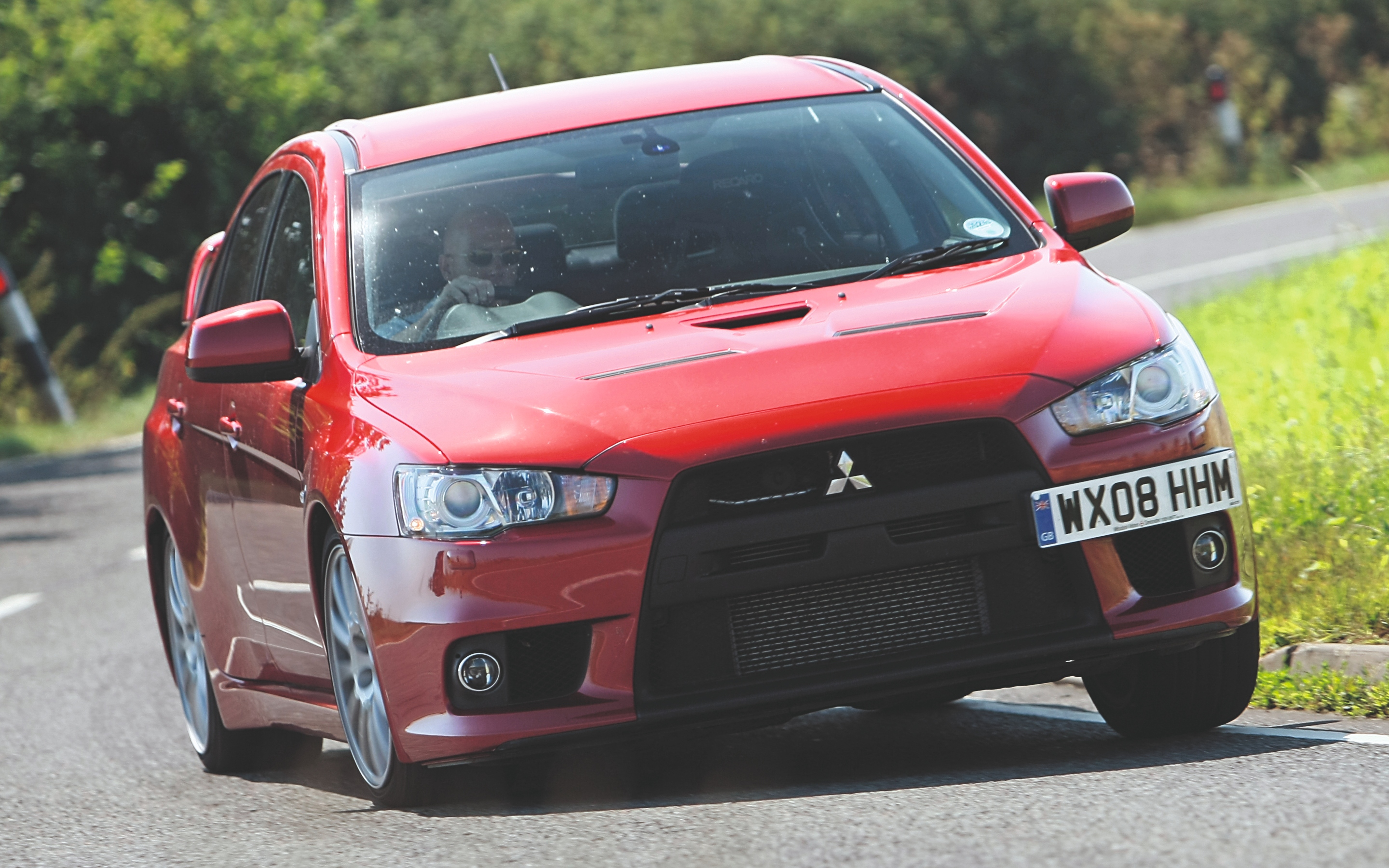 Mitsubishi Evo 10 front