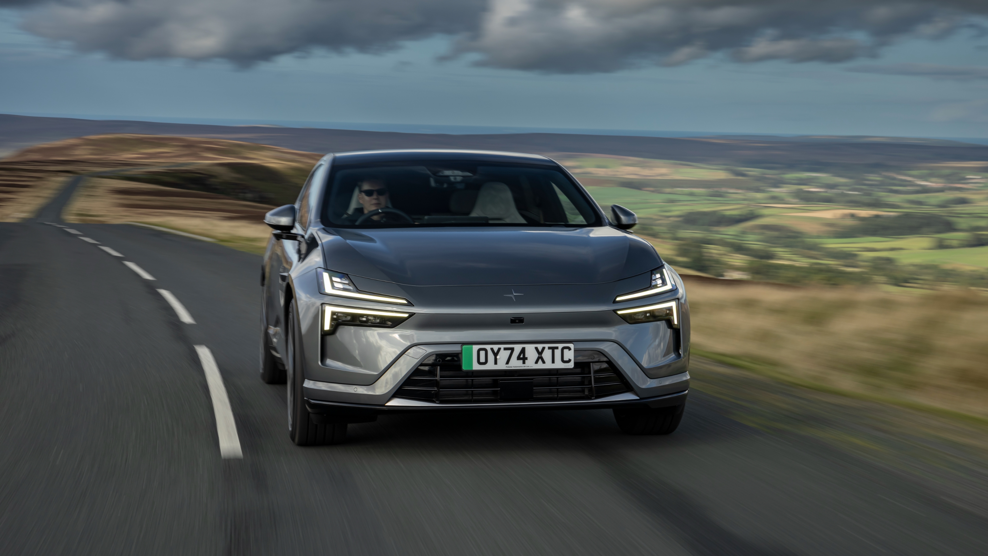 Polestar 4 front