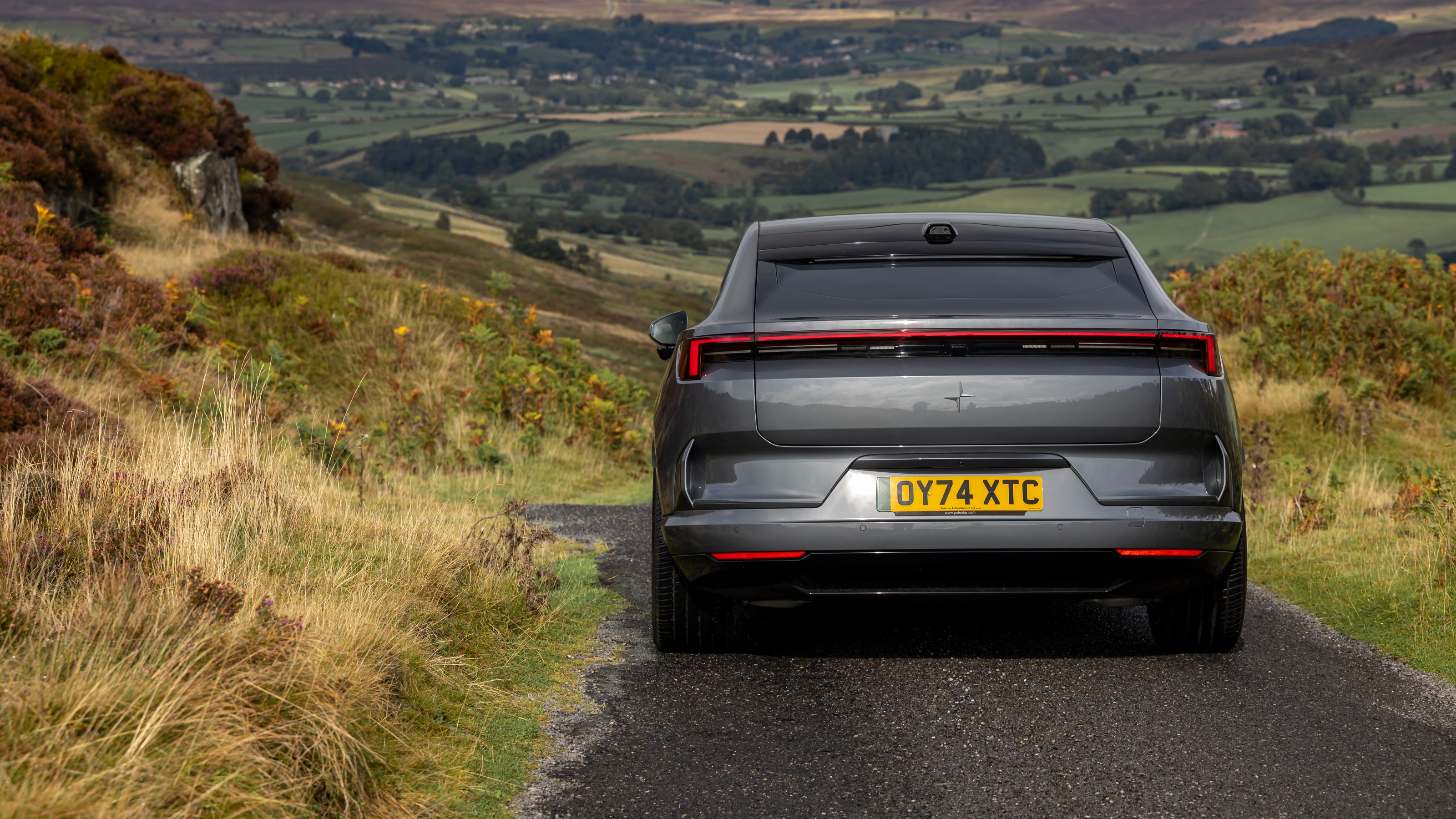Polestar 4 rear