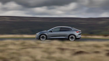 Polestar 4 side