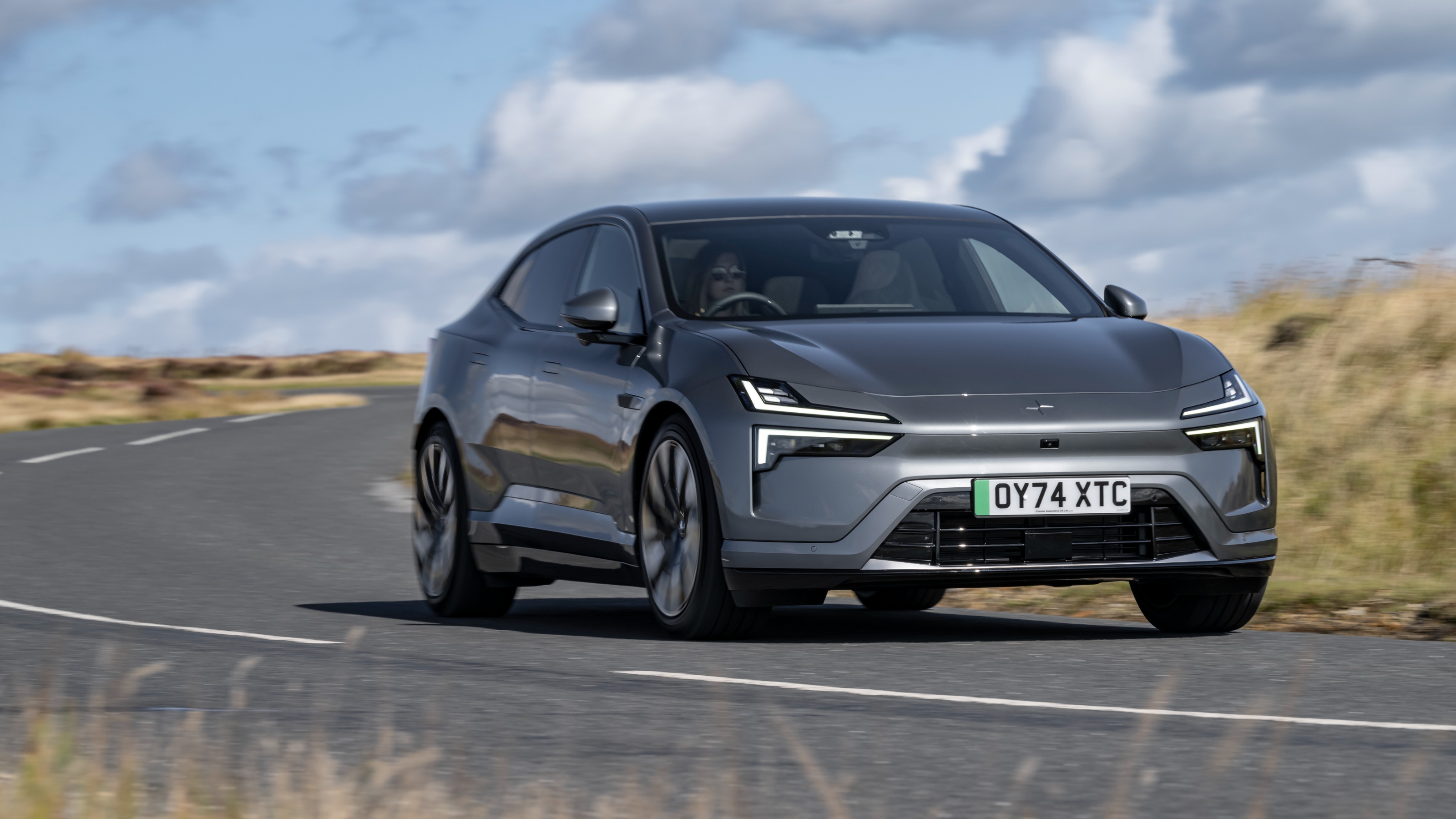 Polestar 4 front
