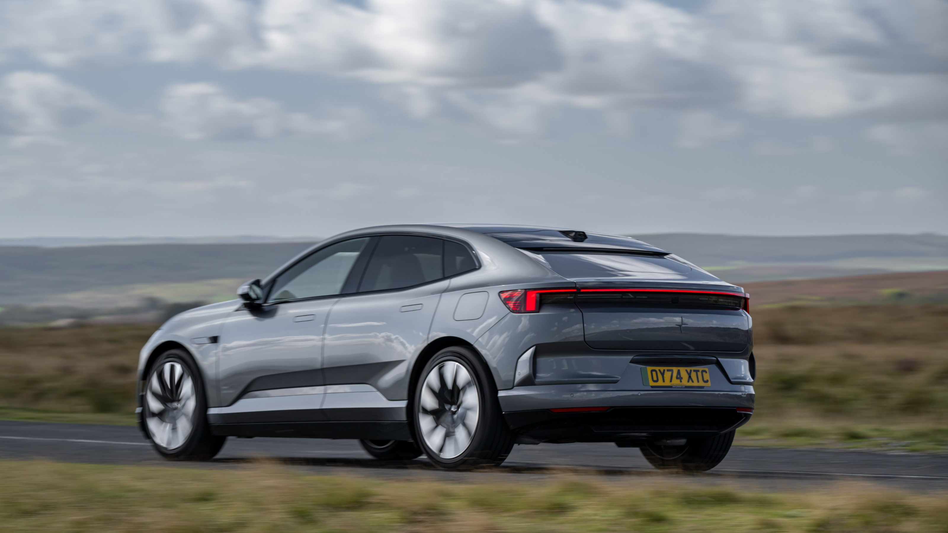 Polestar 4 rear