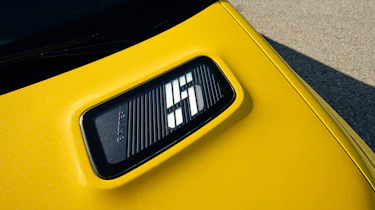 Renault 5 E-Tech - badge
