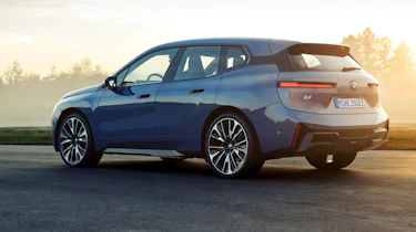 2025 BMW iX