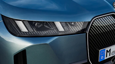 2025 BMW iX