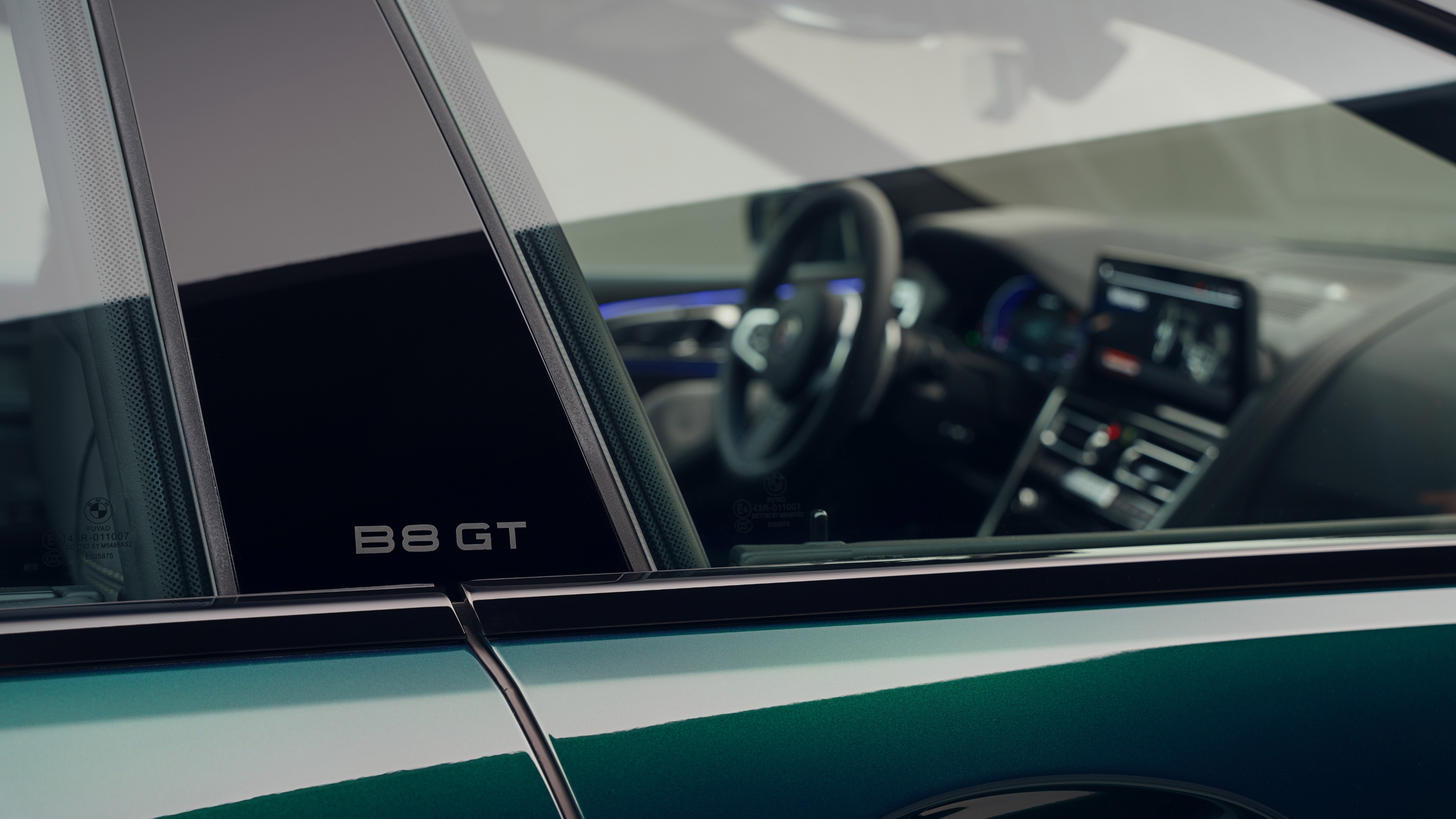 Alpina B8 GT details