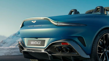 Aston Martin Vantage Roadster – rear