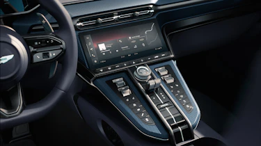 Aston Martin Vantage Roadster – centre console