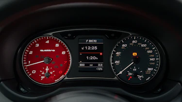 Audi A1 Quattro – dials