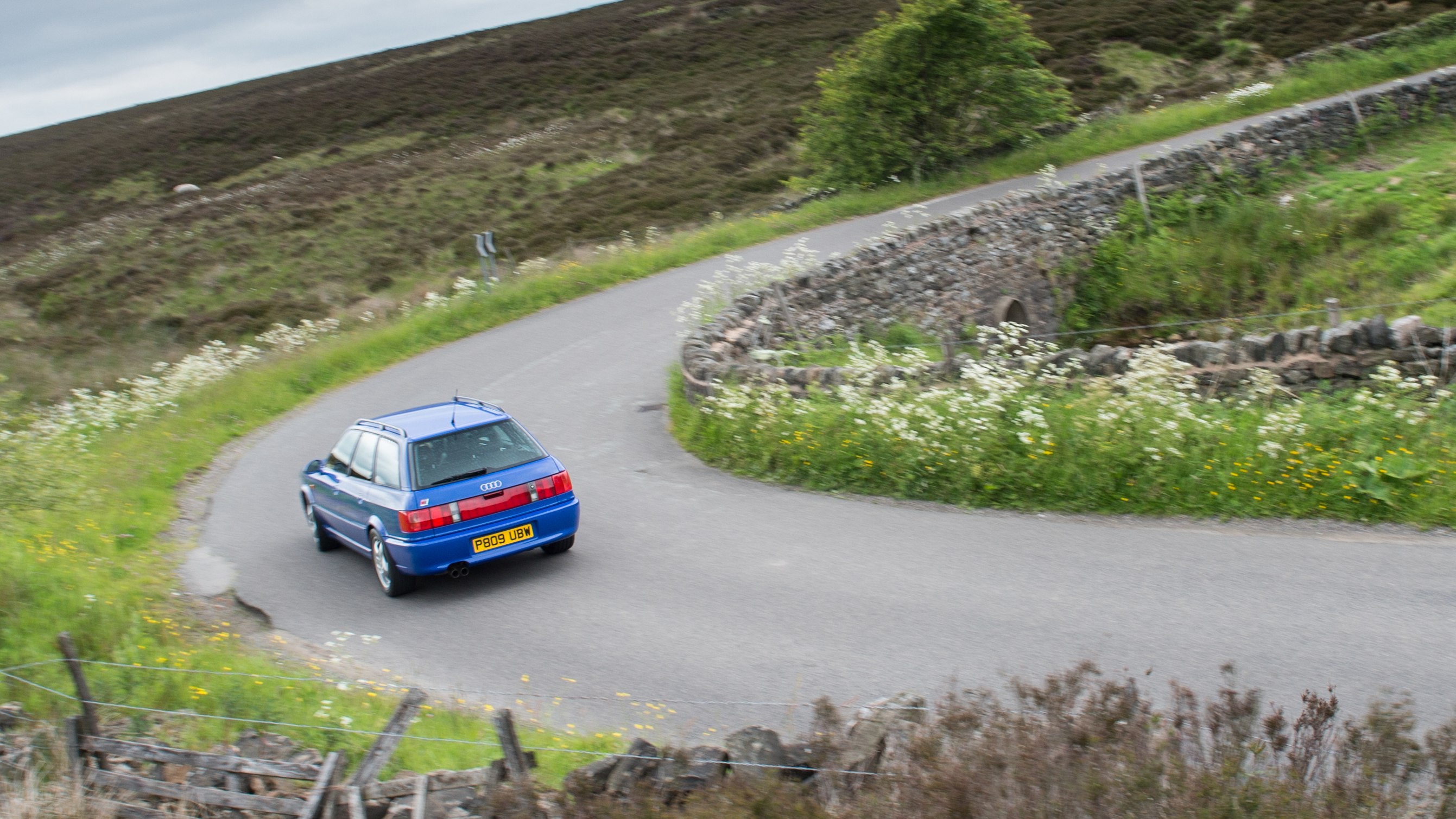 Audi RS2