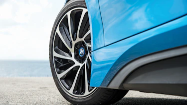 BMW i8 wheels