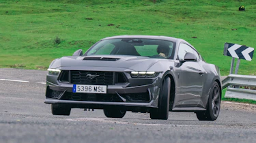 Ford Mustang Dark Horse – front