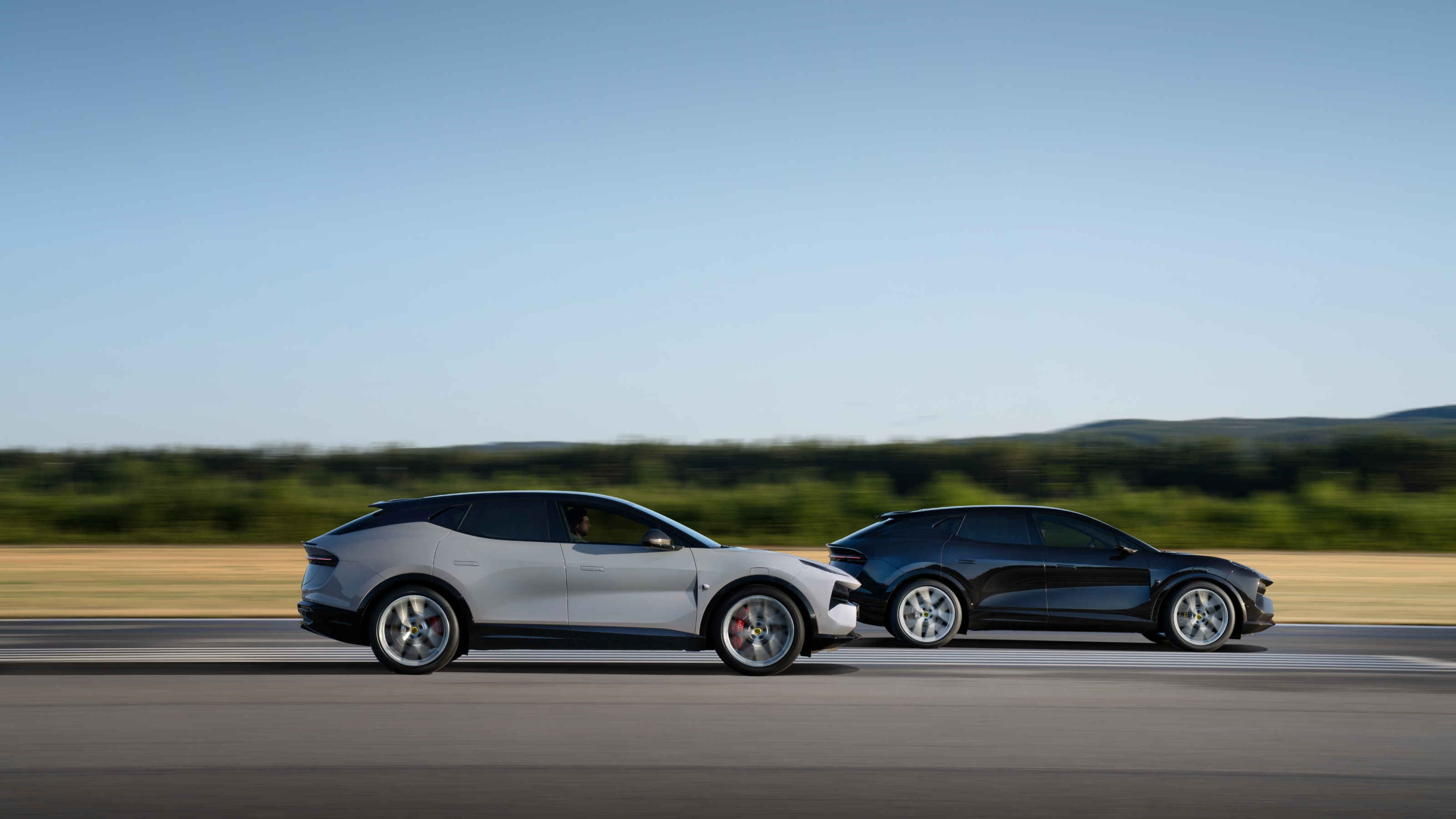 Lotus Eletre side
