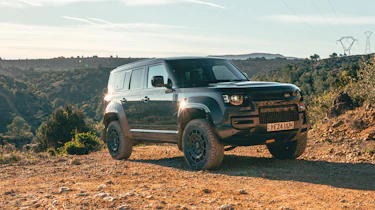 Land Rover Defender OCTA static